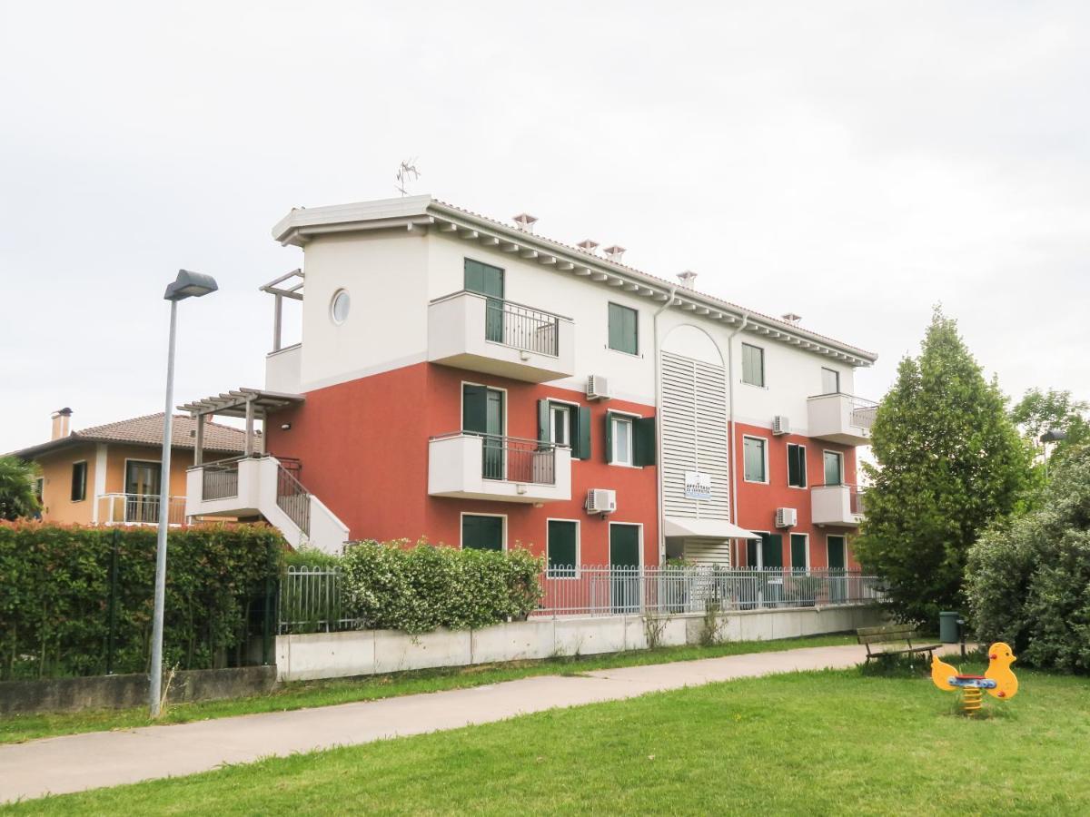 La Casa Di Gio Apartment Каорле Екстериор снимка