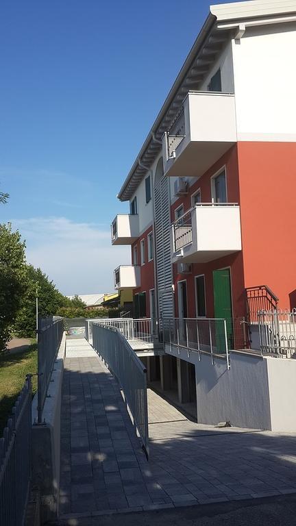 La Casa Di Gio Apartment Каорле Екстериор снимка